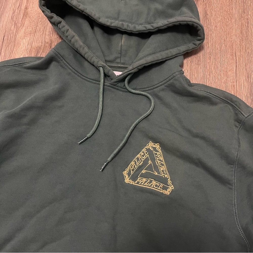 Palace Hoodie - Picture 2 of 4